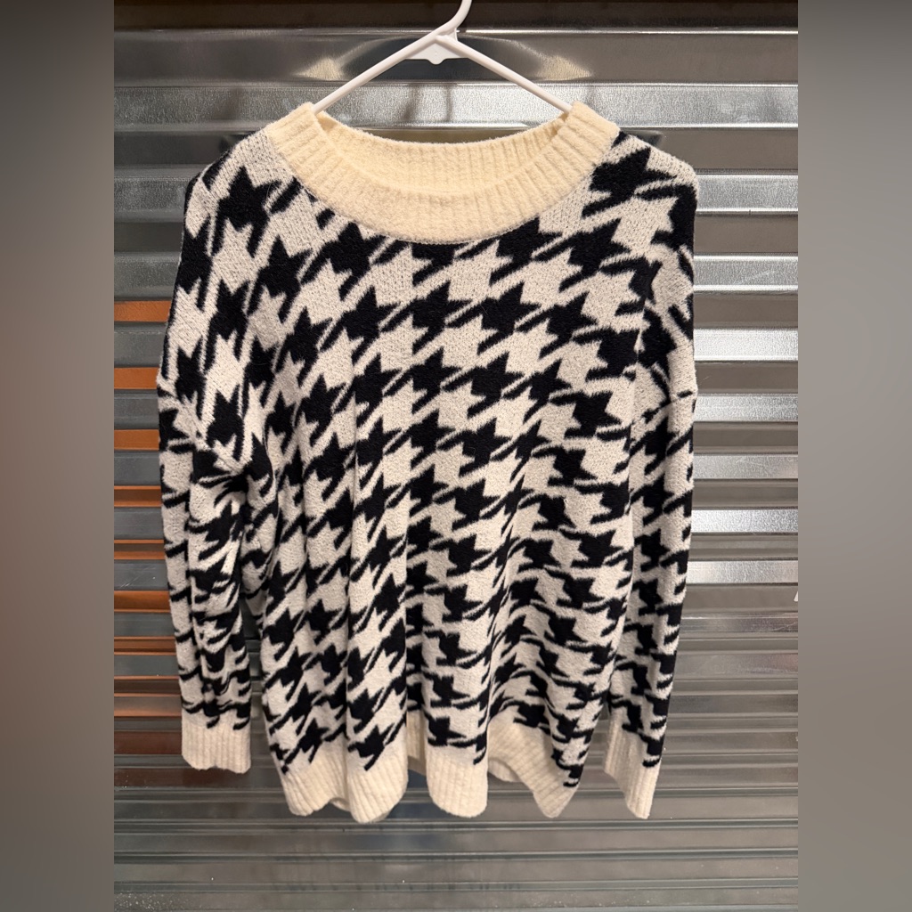 Lou & Gray Hair Plans Sweater Size Large